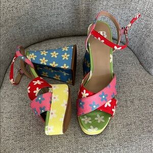Gianni Bini Utli Mate floral rainbow rhinestone ankle strap platform sandals 8.5